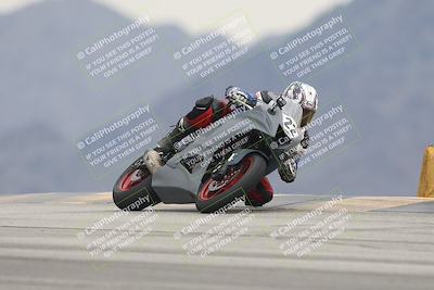 media/Sep-21-2025-Race Pace (Sun) [[98bf33ef95]]/Verified/8-Turn 9 (1135am)/